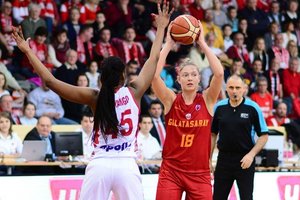 M. Grigalauskytės komanda Turkijoje pralaimėjo pirmąsias pusfinalio rungtynes 