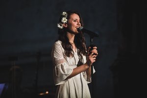 Ieva Zasimauskaitė pradėjo pirmąjį solo koncertų turą: „Žinojau, kad mano žiūrovai – ypatingi“