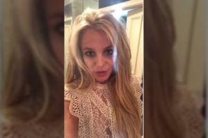 Psichiatrijos ligoninėje gulinti Britney Spears pripažino – didelis stresas atsiliepė jos figūrai