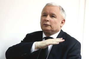 J. Kaczynskis LGBT teises vadina grėsme Lenkijai: visa tai atsivežta iš užsienio