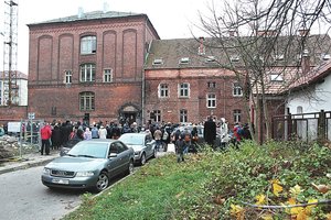 Buvusiame uostamiesčio kalėjime kursis teismas