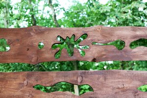 Kaimyno želdiniai per arti jūsų sklypo? Privalu paisyti naujų taisyklių