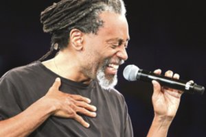 Ryškiausia „Kaunas Jazz“ pavasario žvaigždė paprašė neleisti per koncertą dūmų