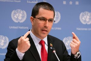 Rusija ragina sankcijas Venesuelos UR ministrui paskelbusias JAV baigti „šantažo politiką"