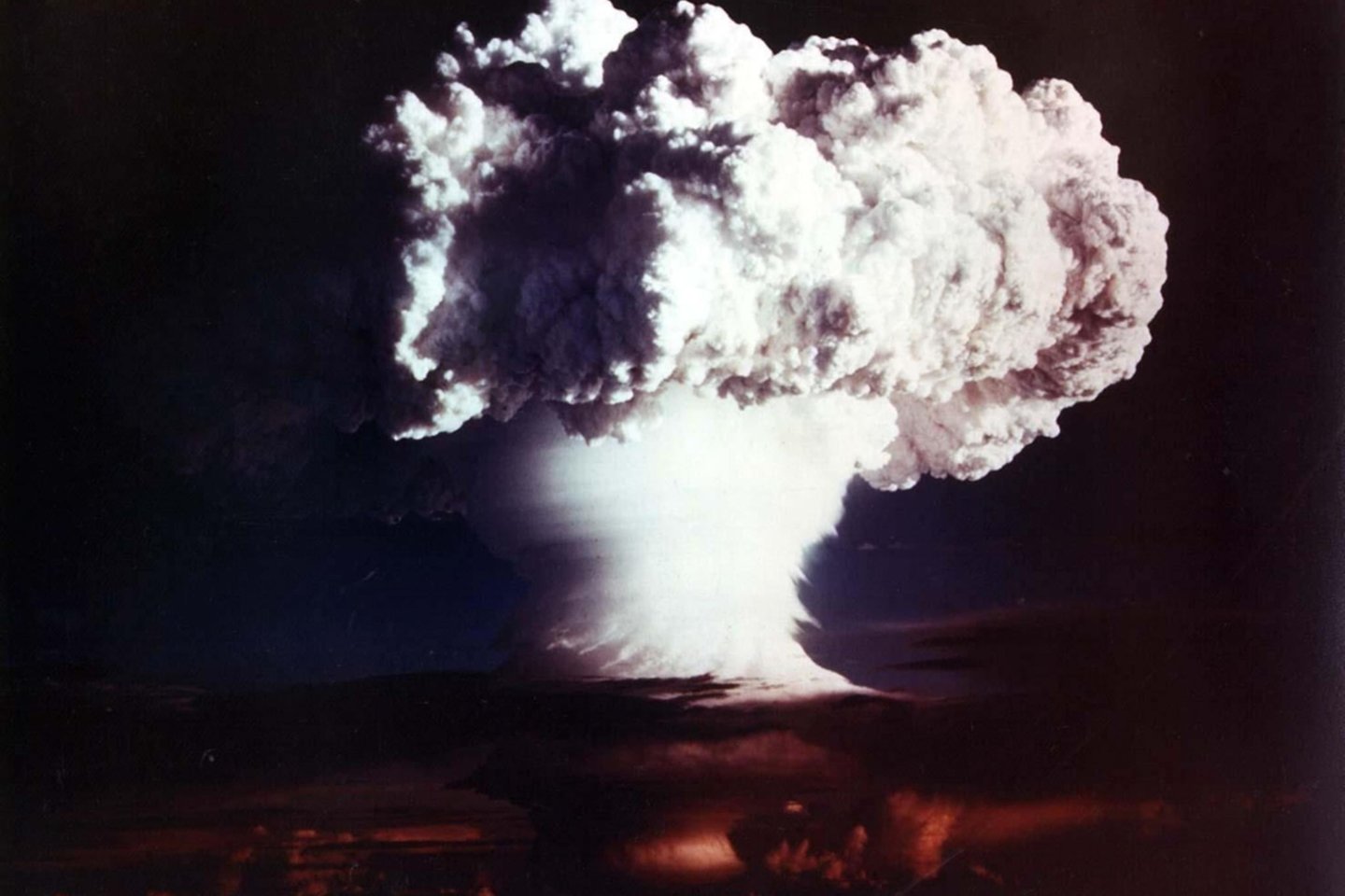 Branduolinės bombos sprogimas.<br>AFP/Scanpix nuotr.