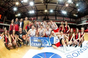 18-mečių čempionate triumfavo Kauno „Žalgirio“ merginos ir Vilniaus vaikinai