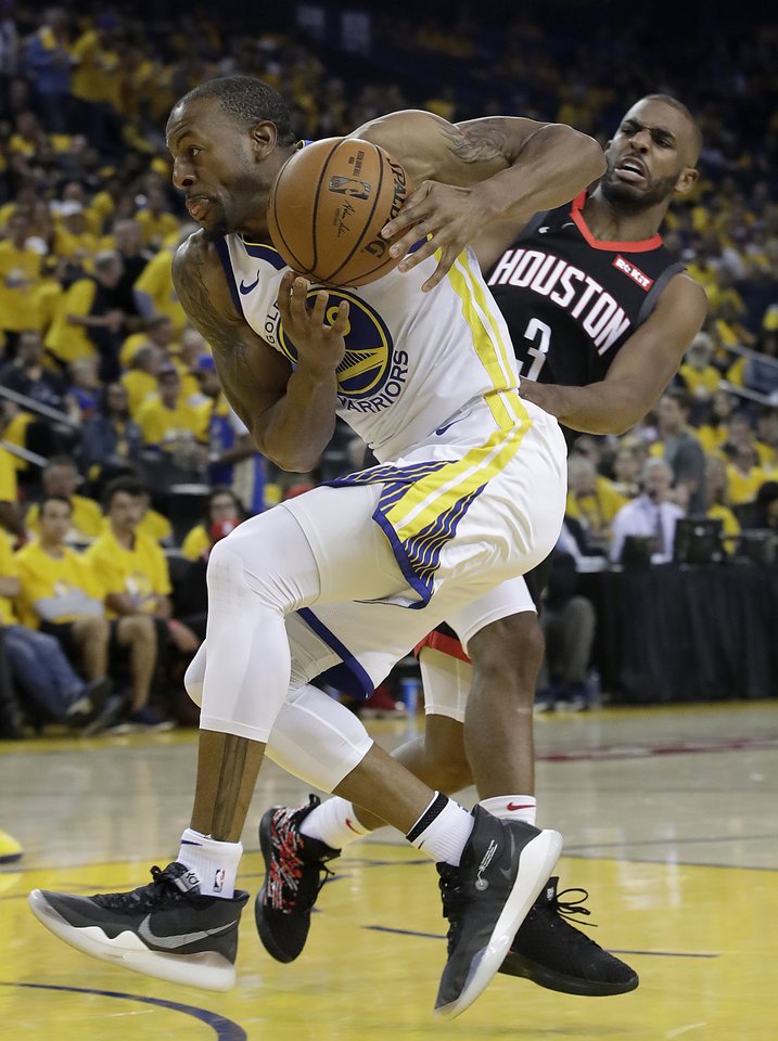  „Warriors“ nugalėjo „Rockets“ krepšininkus.<br> AP nuotr.