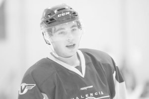 Lietuvos ledo ritulio bendruomenė sukrėsta: netikėtai mirė 21-erių žaidėjas