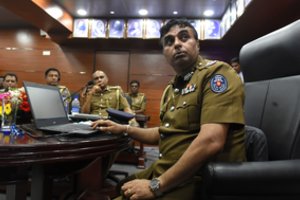 Šri Lankos policijos viršininkas nušalintas po velykinių išpuolių šalyje 