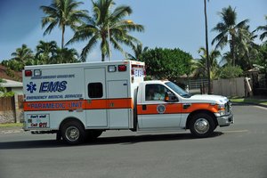 Tragiška nelaimė Havajuose: nukritus sraigtasparniui žuvo trys žmonės