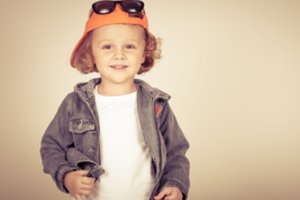 Šiltojo sezono vaikiškų kepurių mados: kaip išsirinkti patogią ir stilingą?