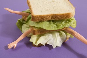 Priešistorinis kanibalizmas: kodėl senoviniai žmonės valgydavo vieni kitus?