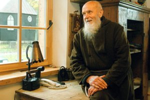 Tėvas Stanislovas mėgo sakyti: „Dievo ieškome toli, bet jis daug arčiau, nes yra visur“