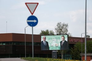 Kaune iškilus įspūdingiems plakatams, Prienuose nuniokotos kito kandidato reklamos
