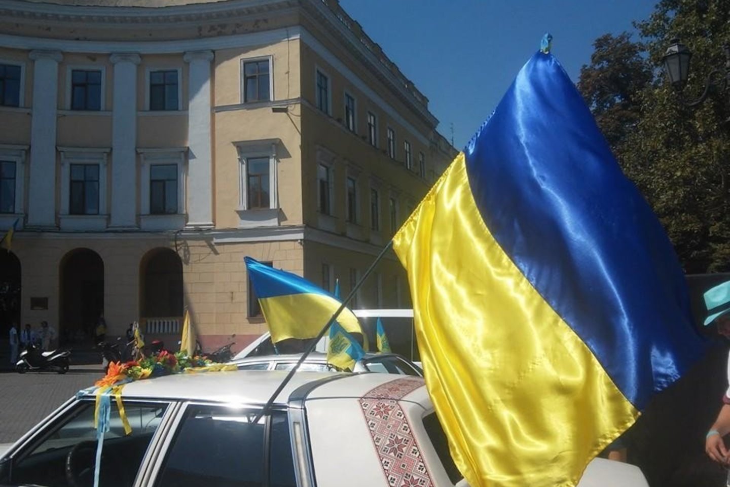 Ukrainos teisėsaugos institucijos nepadarė visko, kas būtina, kad užtikrintų neatidėliotiną, nepriklausomą ir nešališką tyrimą dėl 2014 metų gegužės 2 dienos įvykių Odesoje, nurodė Jungtinių Tautų Žmogaus teisių stebėjimo misija Ukrainoje.