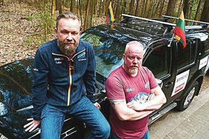 Martynas Starkus ir Vytaras Radzevičius trauks ir kalnų ožkų takais