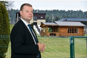 S. Skvernelis, tiesioginiame eteryje  pasiūlęs parduoti savo namą, po  nakties kalba kitaip