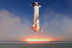 Atsakas Elonui Muskui: raketą paleido bei sėkmingai nuleido ir Jeffas Bezosas