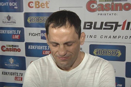 Kalbėdamas apie sirgalių meilę M. Žaromskis nesulaikė emocijų ir pravirko