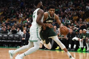 „Bucks“ klubas svečiuose įveikė „Celtics“ ekipą ir susigrąžino savo aikštės pranašumą