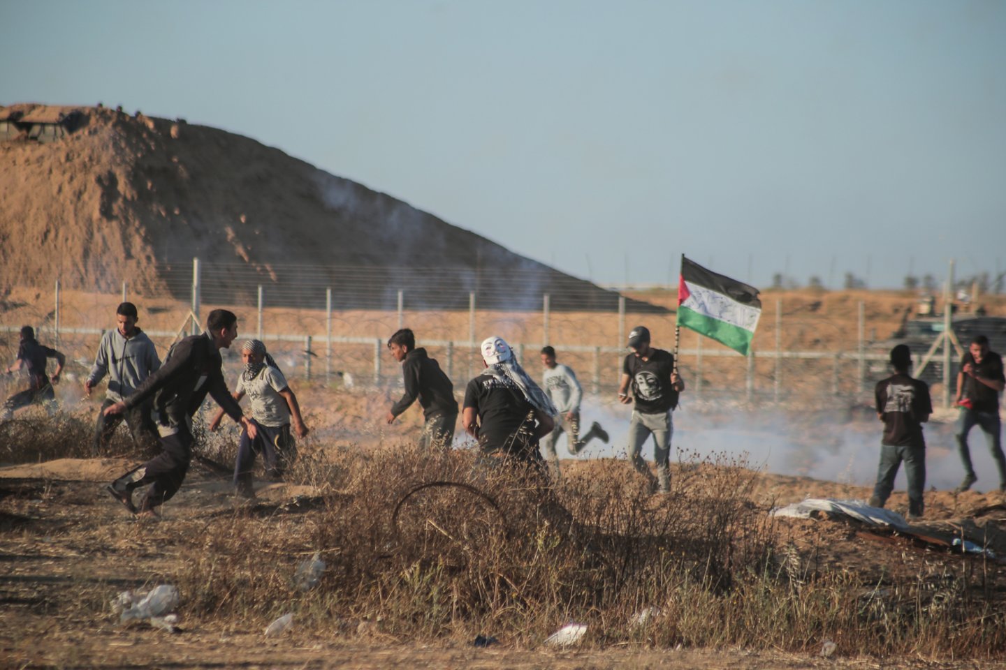 Gazos Ruožo kovotojai šeštadienį paleido apie 50 raketų Izraelio link, bet dešimtis jų numušė žydų valstybės oro erdvės gynybos priemonės.<br> Zuma Press/Scapix nuotr.