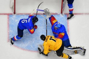 Lietuvos ledo ritulio rinktinė įveikė Pietų Korėją ir šventė pirmąją pergalę pasaulio čempionate