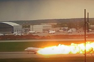 Paviešintas vaizdo įrašas iš liepsnojančio lėktuvo: „Saša, mes degame!“