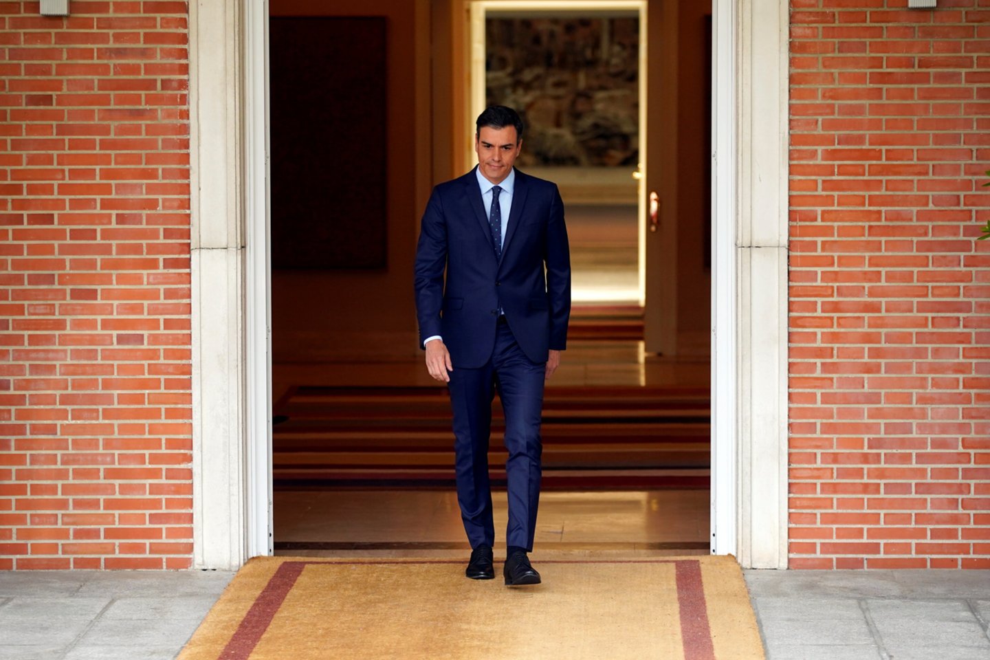 Pedro Sanchezo Socialistų partija laimėjo balandžio 28 dieną įvykusius nacionalinius rinkimus, bet negavo daugumos. Kad išliktų valdžioje, jai reikės pagalbos.