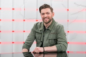 Prieš pat pirmąją repeticiją Tel Avive Jurijus ir Leon Somov pristato „eurovizinės“ dainos remiksą