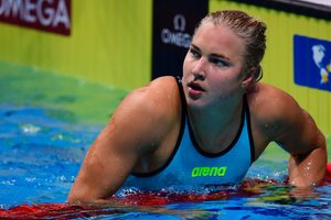 Pavojaus varpai R. Meilutytei: gali nuplaukti Tokijo olimpiada