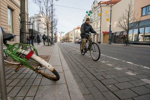 Gedimino prospektas aptuštėjo – užsidarė garsaus prekės ženklo parduotuvė