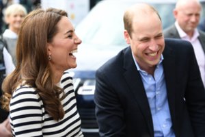 Dėde tapęs princas Williamas interviu susipainiojo ir sukėlė juoko protrūkį