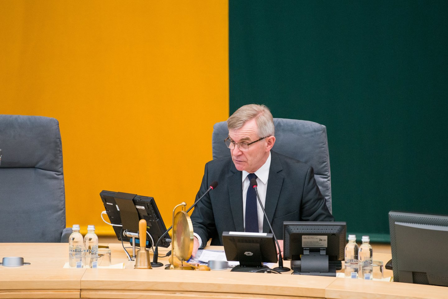 Seimo pirmininkas Viktoras Pranckietis prabilo ir apie galimybę plėsti valdančiąją daugumą. <br>J.Stacevičiaus nuotr.