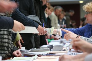 Rinkimai: prasideda balsavimas namuose, paskutinė proga pareikšti valią savivaldybėse