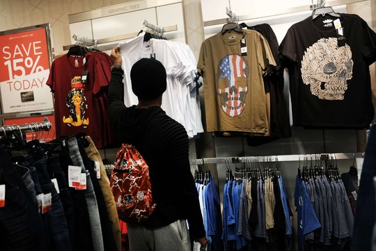 Kaip prekybos karas atsilieps amerikiečių vartotojams?