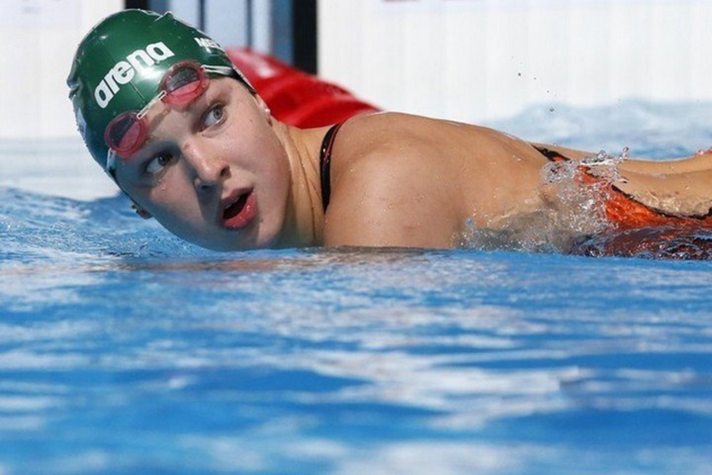 R. Meilutytė taip pat tikisi plaukti greičiau: „Trumpa distancija, net nepavargau“.<br>AP
