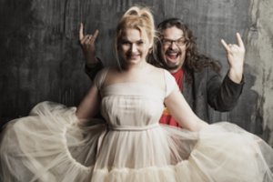 Aleksandras Makejevas naujam gyvenimui prikėlė Andriaus Kaniavos dainą