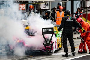 Gusto Grinbergo viltis Monzoje pasiglemžė ugnis