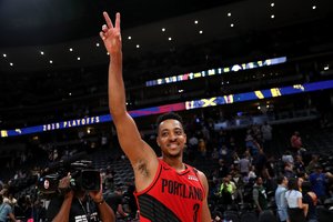„Blazers“ panaikino 17 taškų deficitą ir prisiminė A. Sabonio laikų pasiekimą: pateko į NBA konferencijos finalą