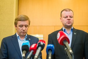 Tarp R. Karbauskio ir S. Skvernelio perbėgo juoda katė: nebereikia vienam kito?