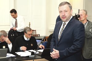 A. Guoga atskleidė savo planą – taikėsi į premjero kėdę, ruošėsi įveikti A. Butkevičių