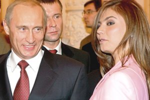 Rusija ūžia apie V. Putino santykius: įtariama mylimoji jam pagimdė dvynukus?