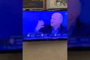 Akyla žiūrovė tiesioginės transliacijos metu užfiksavo štai ką – manė, kad pokštas