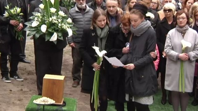 Vytautas Šerėnas atgulė amžinojo poilsio Antakalnio kapinėse