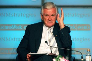 Mirė buvęs Australijos premjeras Bobas Hawke'as