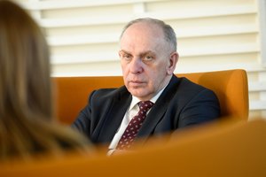 Lietuvos ambasadoriaus Rusijoje R. Motuzo veiksmuose nusižengimo nerado