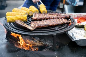 Šefė patarė, kaip kepsninėje iškepti šonkaulius: svarbu nedaryti vienos klaidos