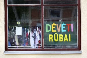 Išvardijo argumentus, kodėl vaikšto į dėvėtų rūbų parduotuves ar kodėl nosies nebekiša