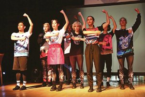 Gatvės piešiniai atsidūrė netikėtose vietose 