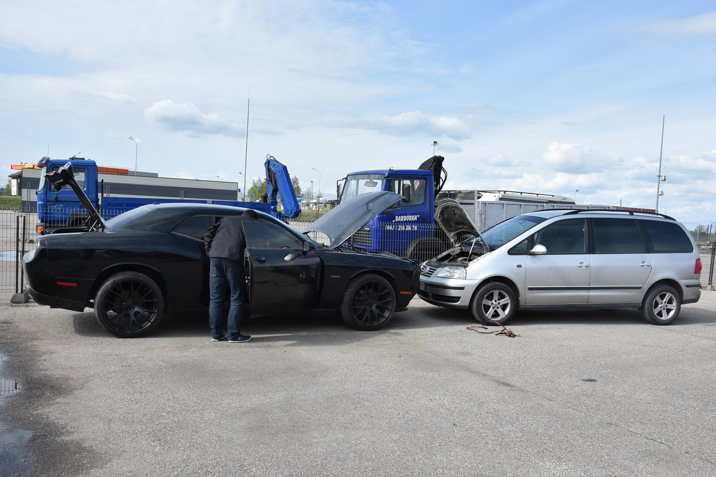 Marijampolės automobilių turgus šiemet merdėja – pardavėjų jame darbo dienomis daugiau nei pirkėjų.<br>A.Srėbalienės nuotr.